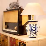 Antique Beautiful In Center With Terrace & Sea View Lejlighed *