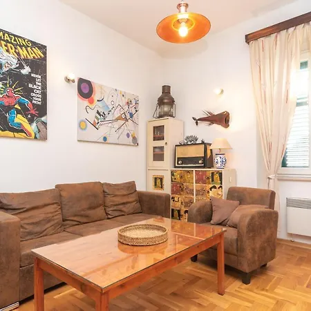 Antique Beautiful In Center With Terrace & Sea View Daire Split