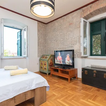 Antique Beautiful In Center With Terrace & Sea View * Split