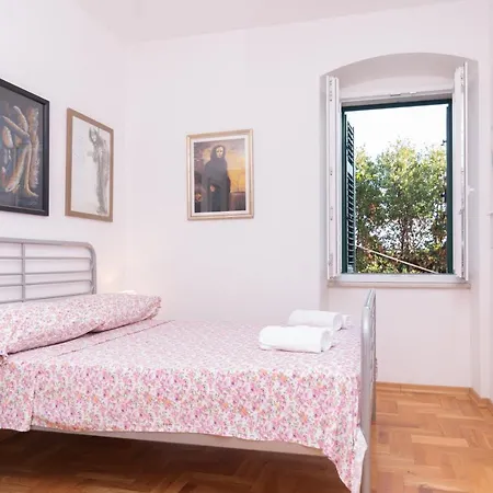 Antique Beautiful In Center With Terrace & Sea View Daire Split