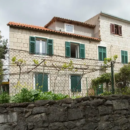 Antique Beautiful In Center With Terrace & Sea View Lejlighed *